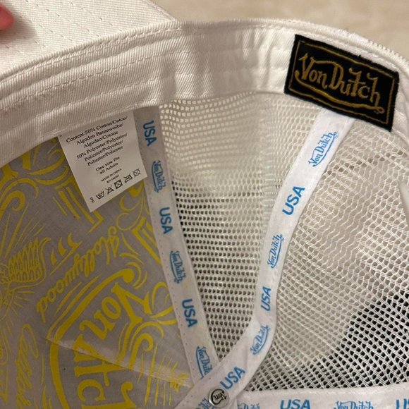 Von Dutch polka dot white hat. Never wore - Picture 4 of 4